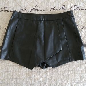 Zara faux leather skort